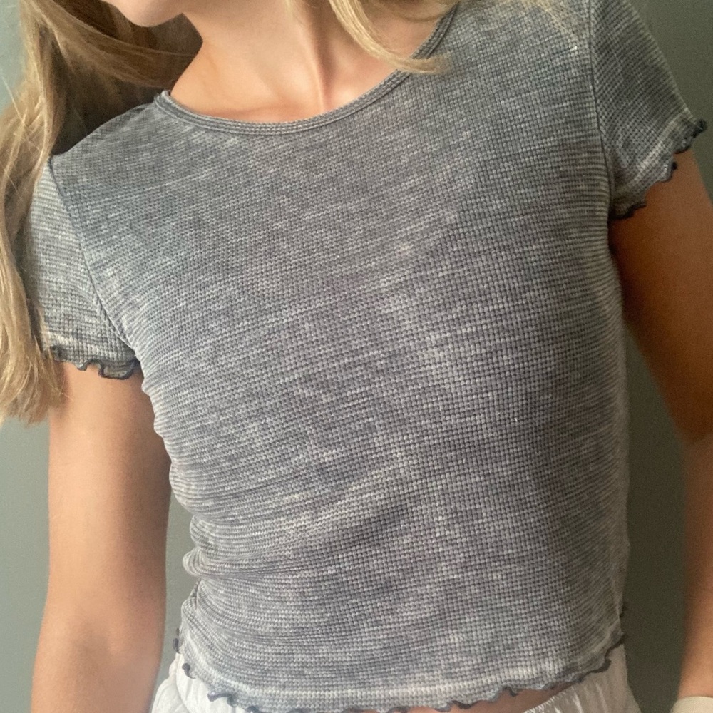 American Eagle Short Sleeve Crop Top